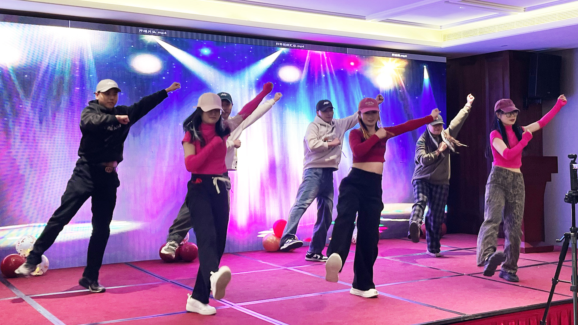 1739172369111409.jpg 開場舞1-1.jpg