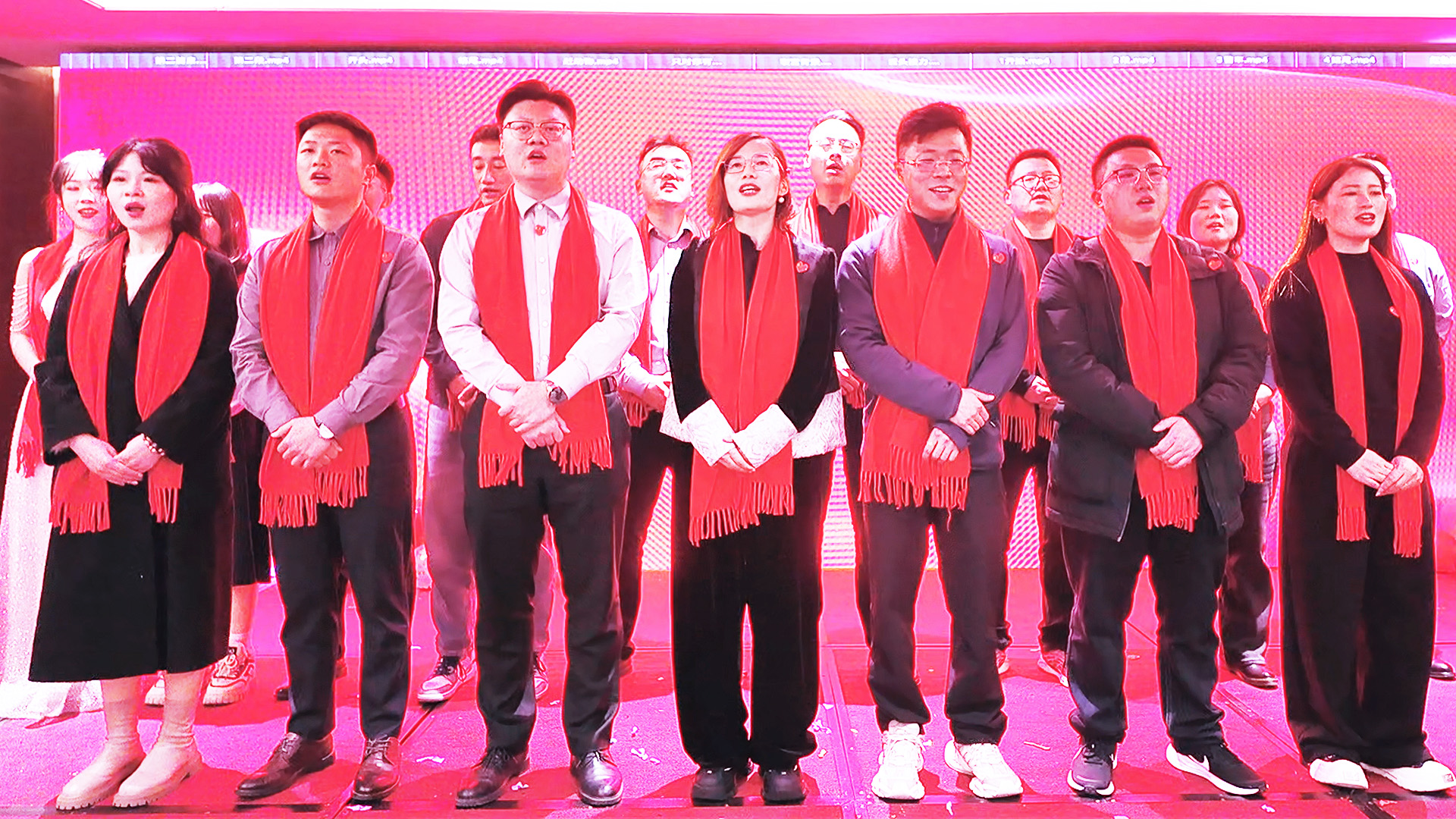 1739172689462376.jpg 合唱.jpg